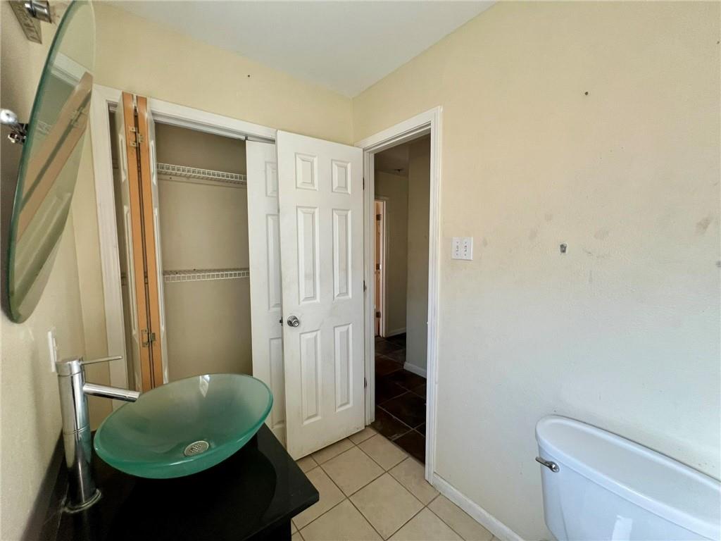 2909 ACORN Drive