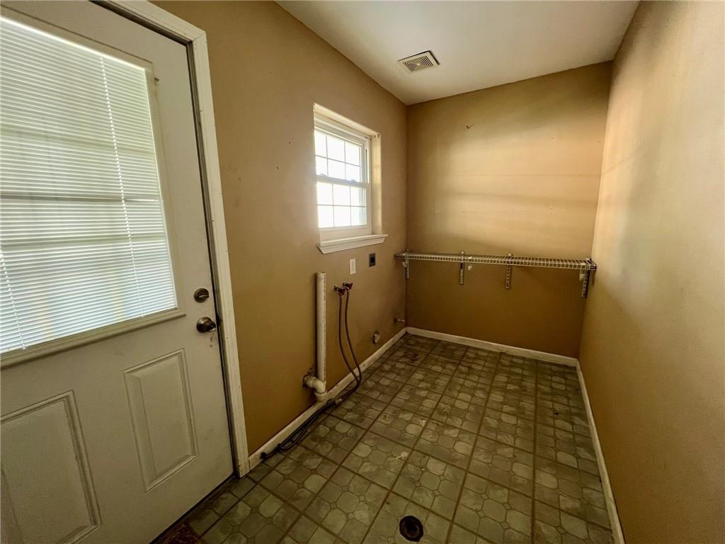 2909 ACORN Drive