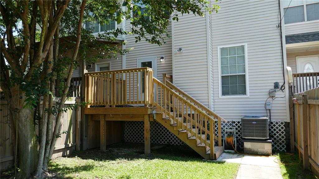16 BRANDON HALL Drive A