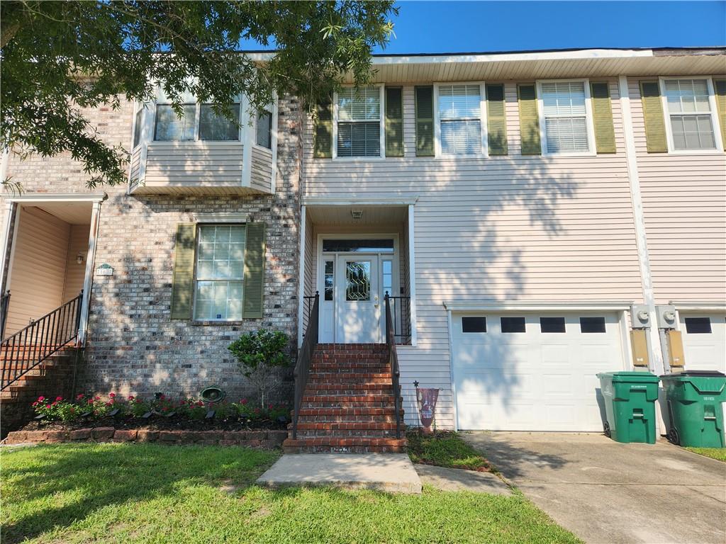 16 BRANDON HALL Drive A