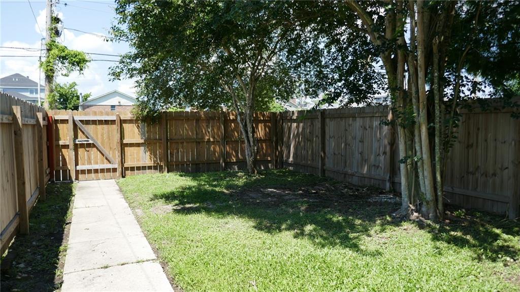 16 BRANDON HALL Drive A