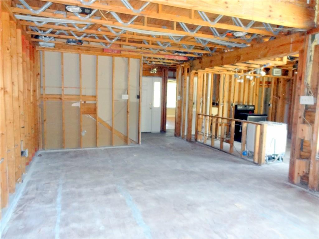 1500 W ESPLANADE Avenue 27D