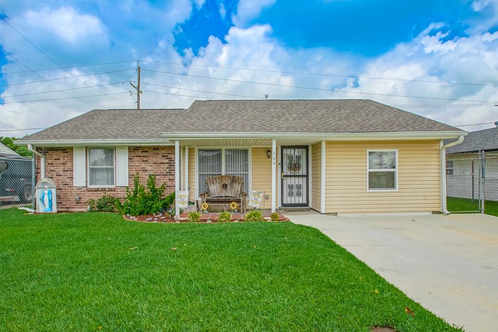 504 RUTH Drive