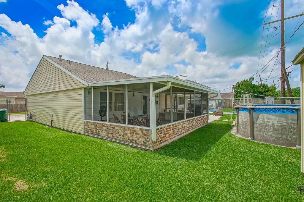 504 RUTH Drive