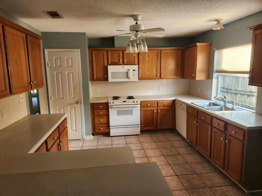 6516 LAUREN Drive