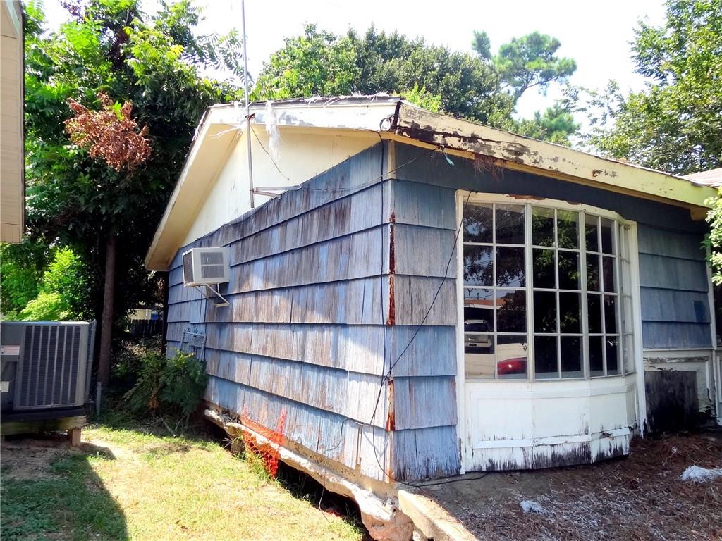1404 LUCILLE Avenue