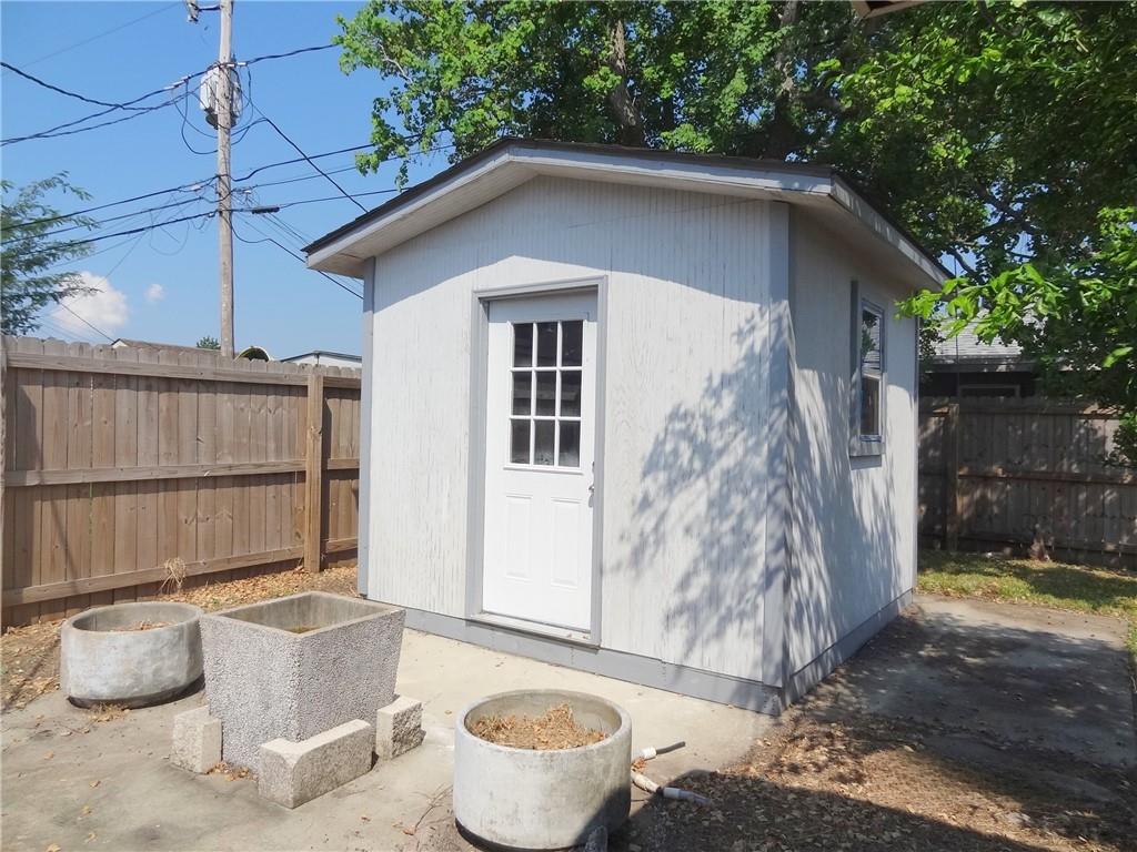 2513 CAMBRIDGE Drive