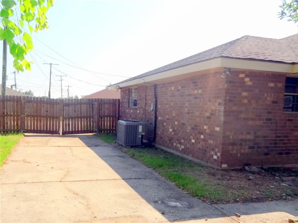 2513 CAMBRIDGE Drive