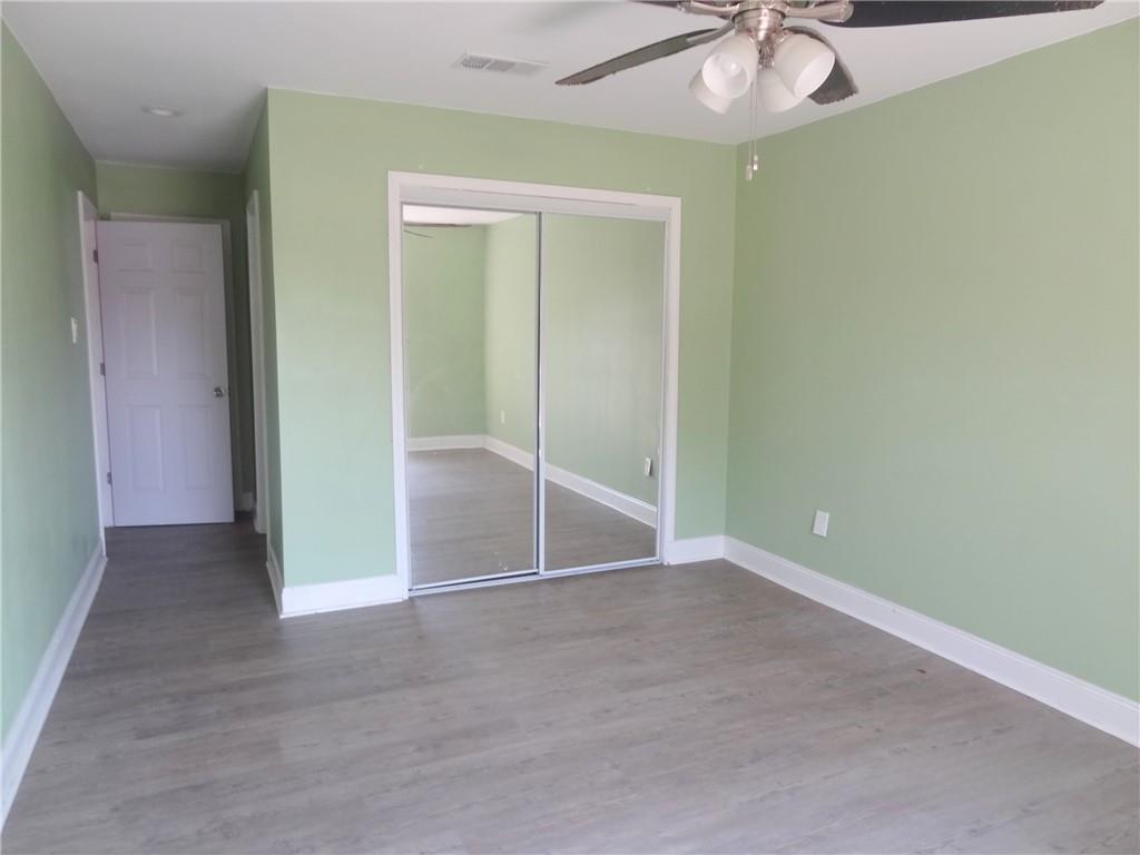 2513 CAMBRIDGE Drive