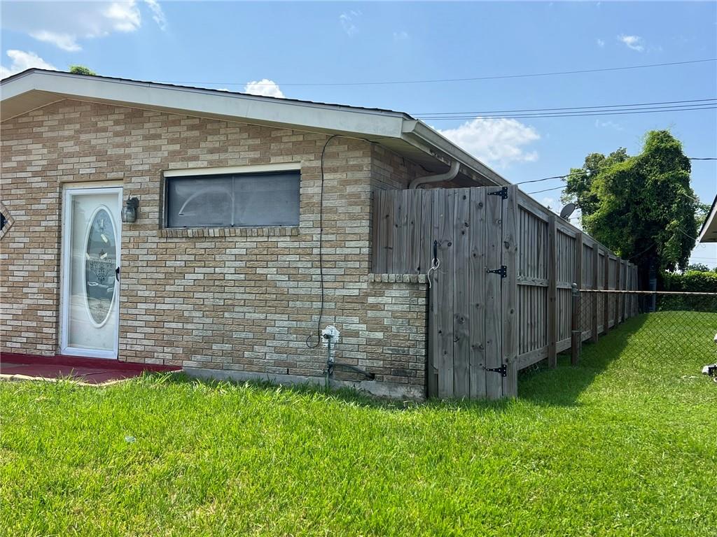 1636 DOGWOOD Drive