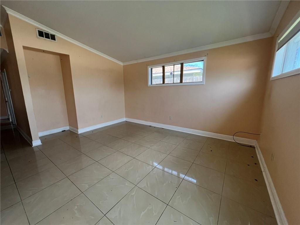 1636 DOGWOOD Drive