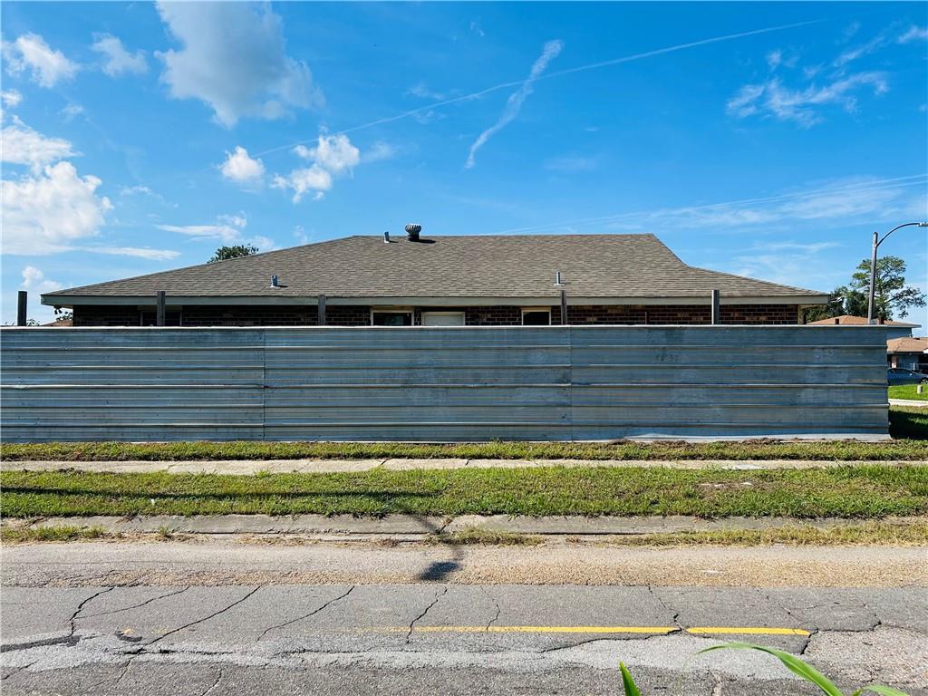 7500 AVON PARK Boulevard