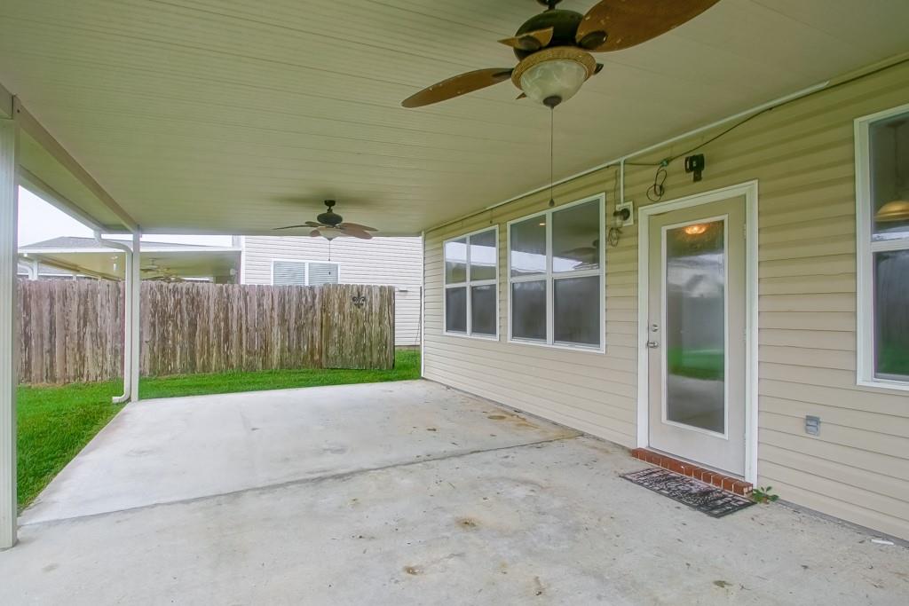 11147 N BAYOU VIEW Drive