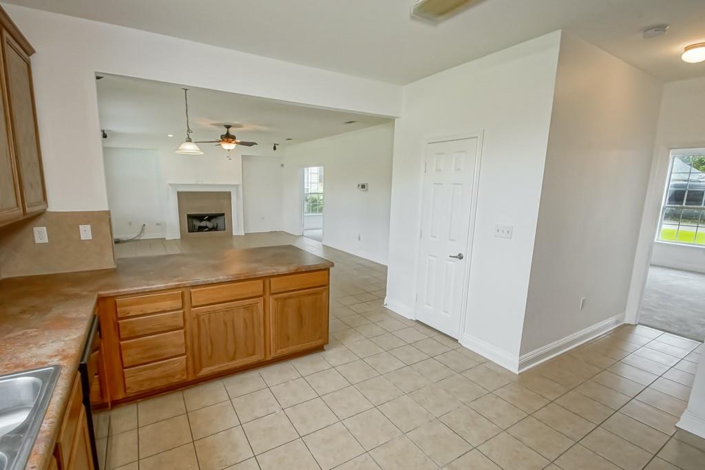11147 N BAYOU VIEW Drive