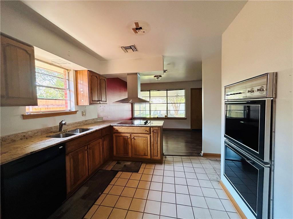 3608 CLEARVIEW Parkway