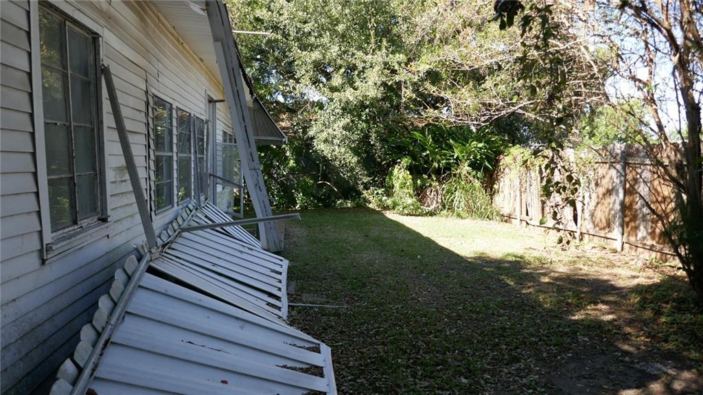27 CURTIS Drive
