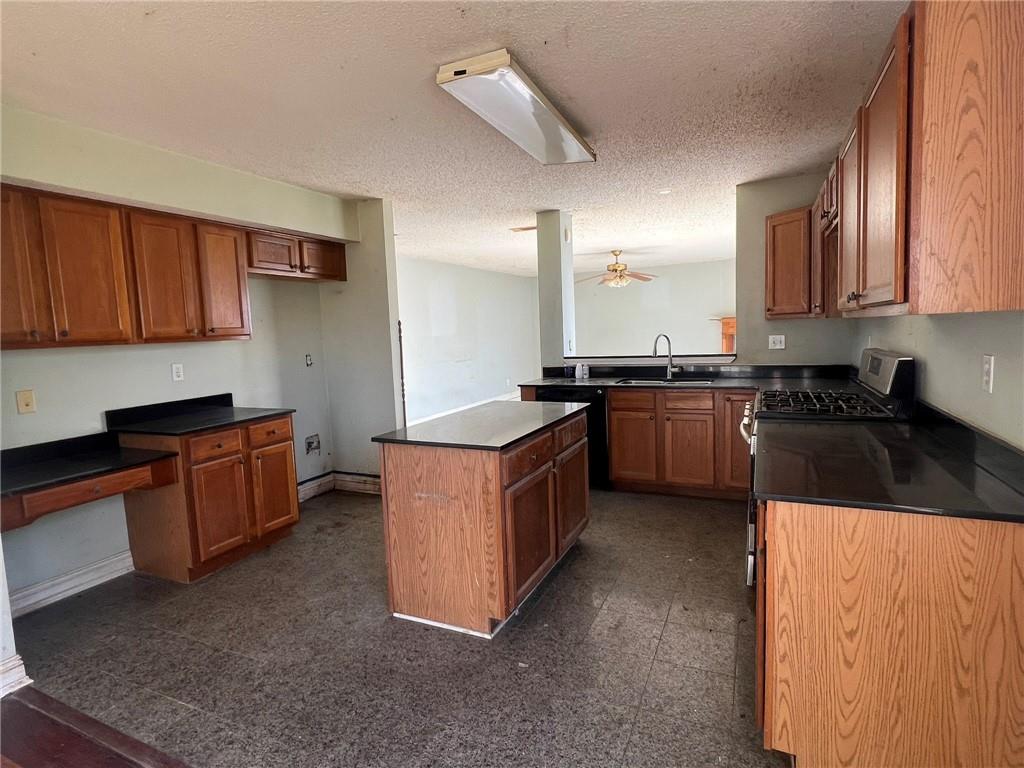 1312 KINGS Row