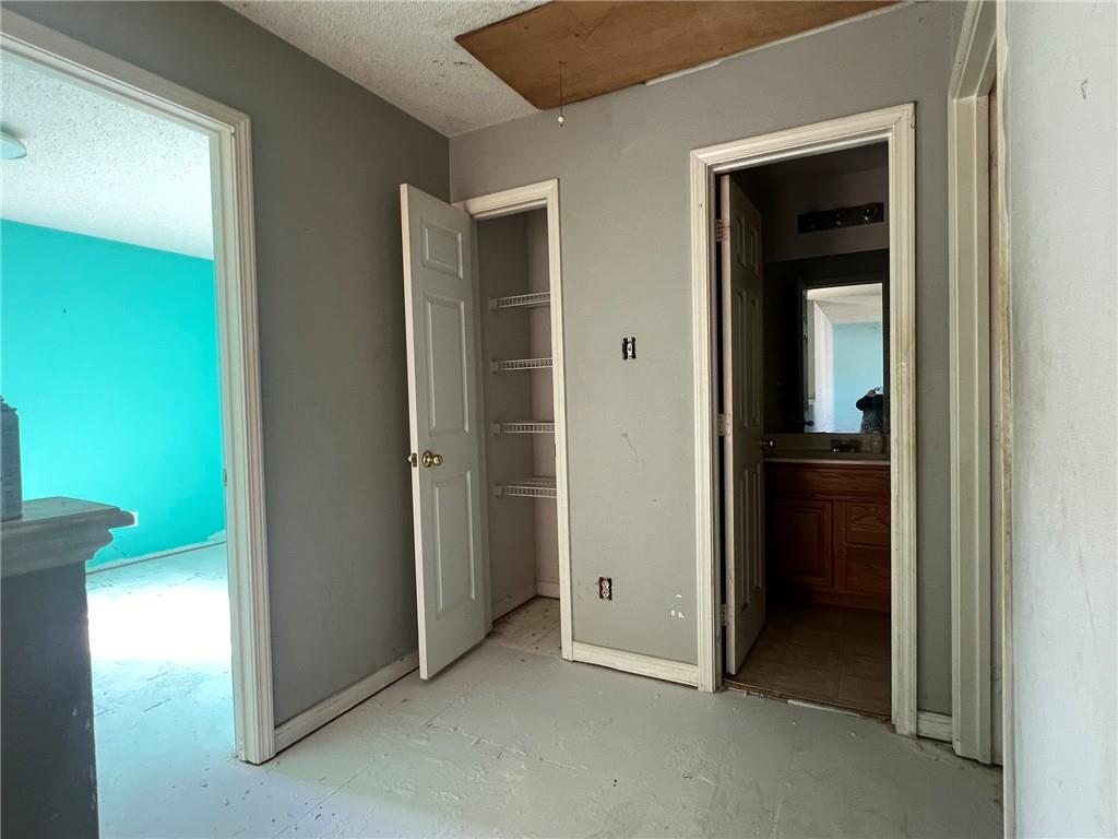 1312 KINGS Row