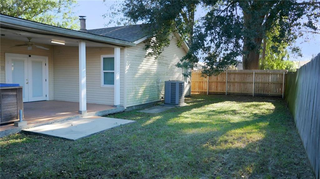 392 LONGWOOD Drive