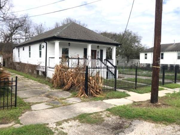 1012 DELERY Street