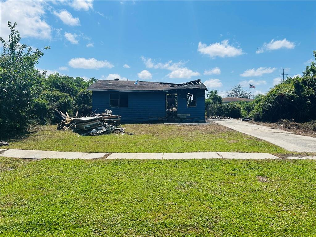 2423 ELMWOOD PARK Drive