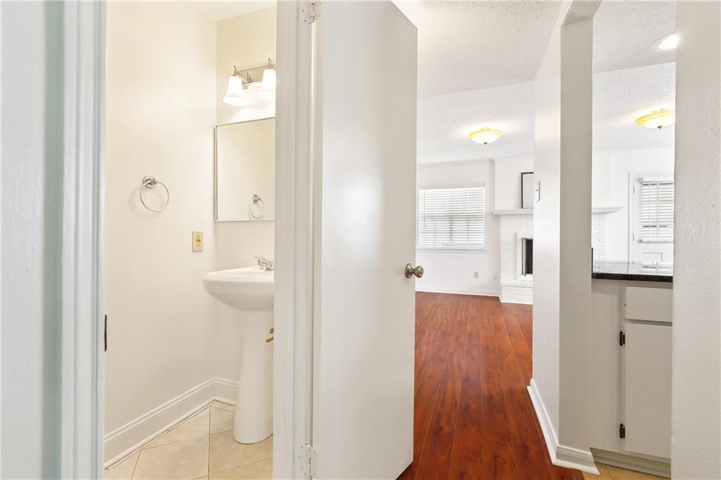 2812 STEAMSHIP Circle D