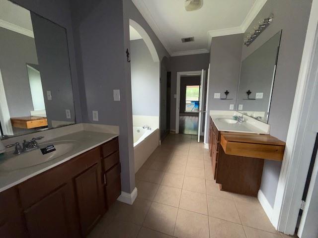 12742 DIAMOND LAKE Drive