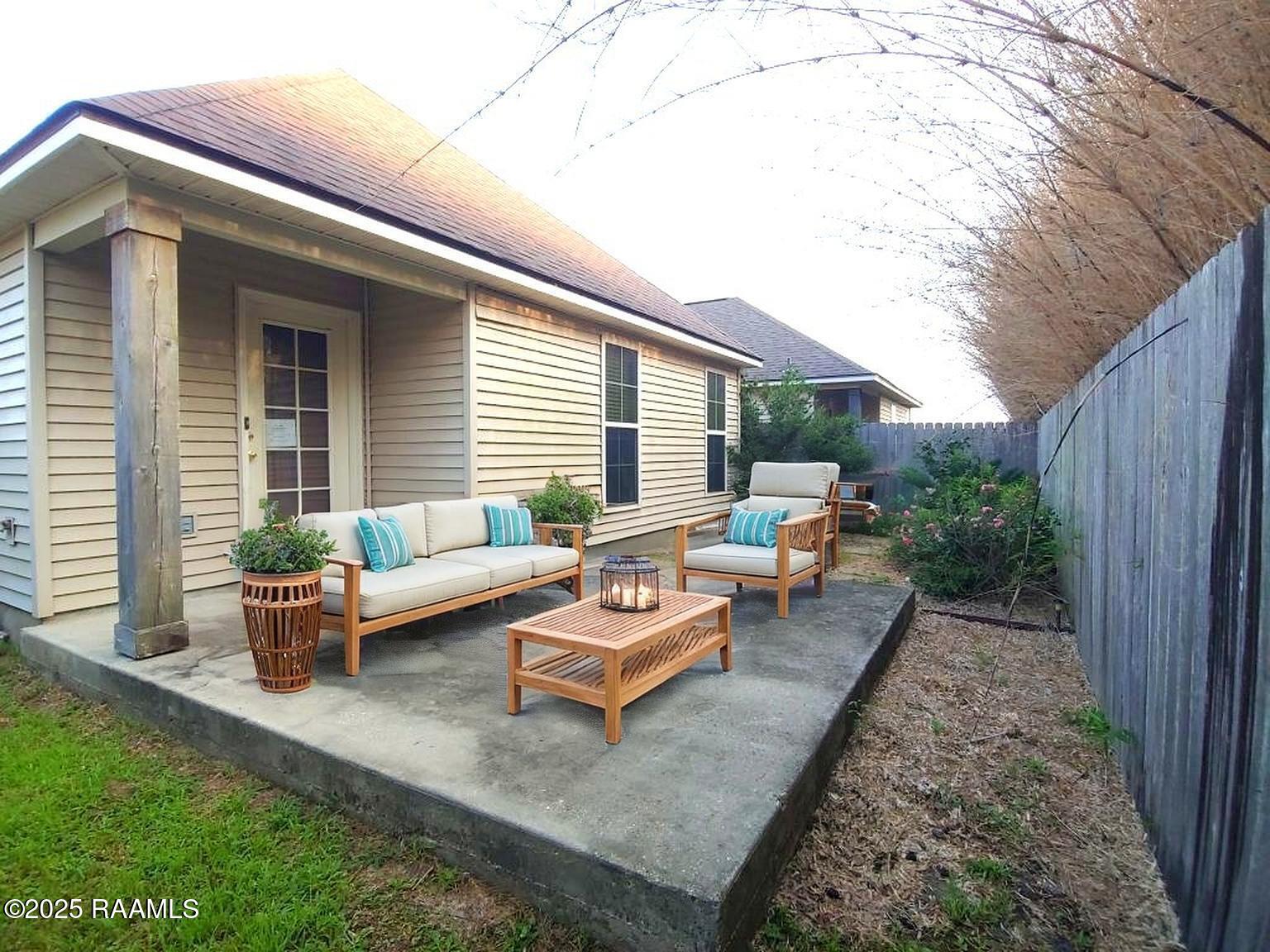 120 Acacia Lane