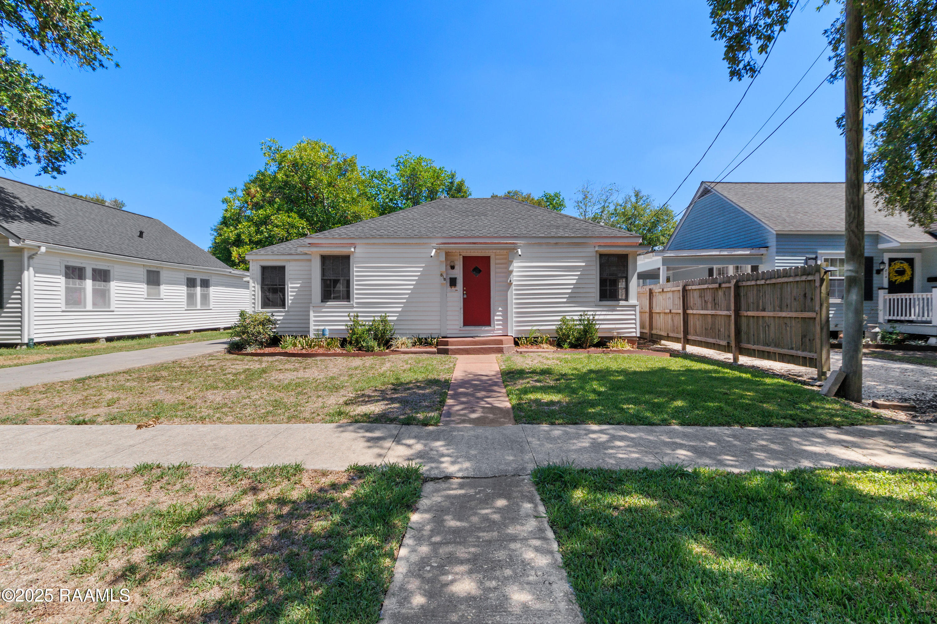 818 N Ave K