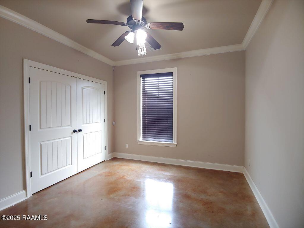 113 Thomas Oak Drive