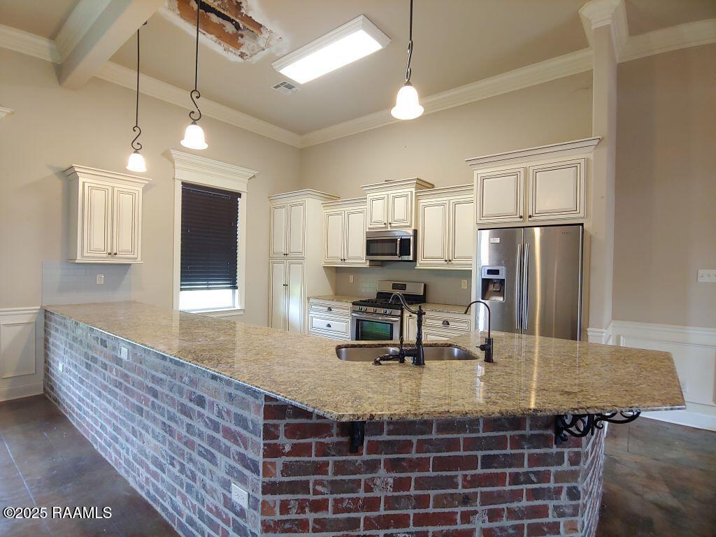 113 Thomas Oak Drive
