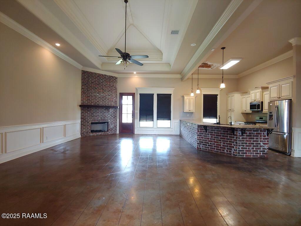 113 Thomas Oak Drive