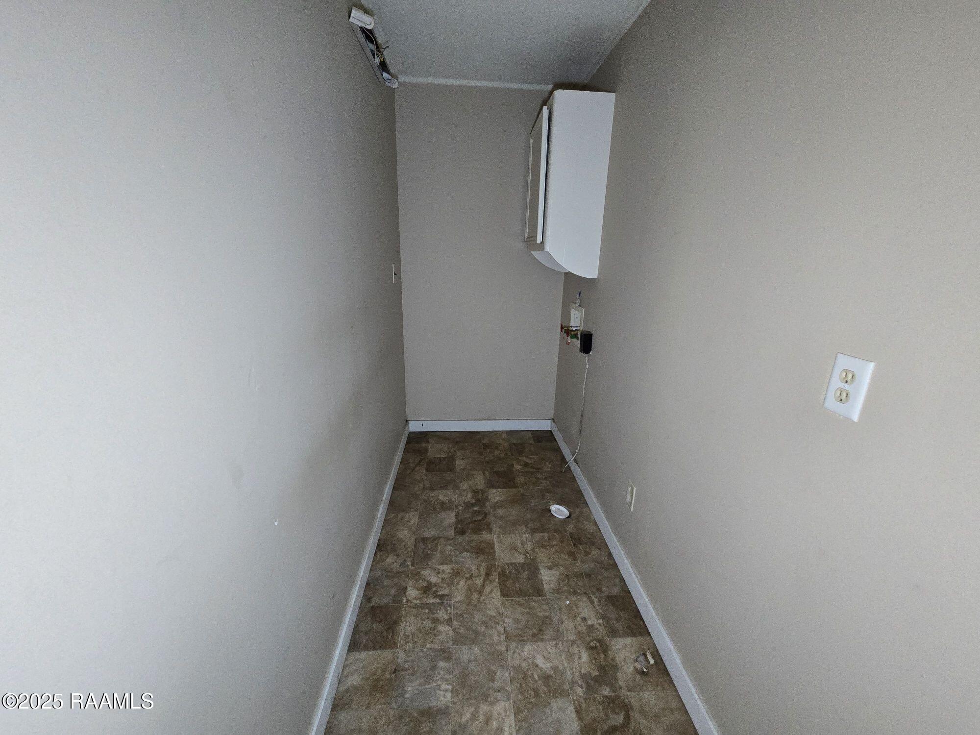 1431 Mills Highway