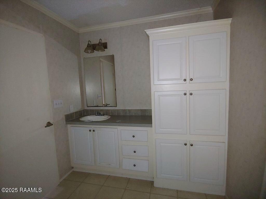 3686 Prairie Ronde Highway