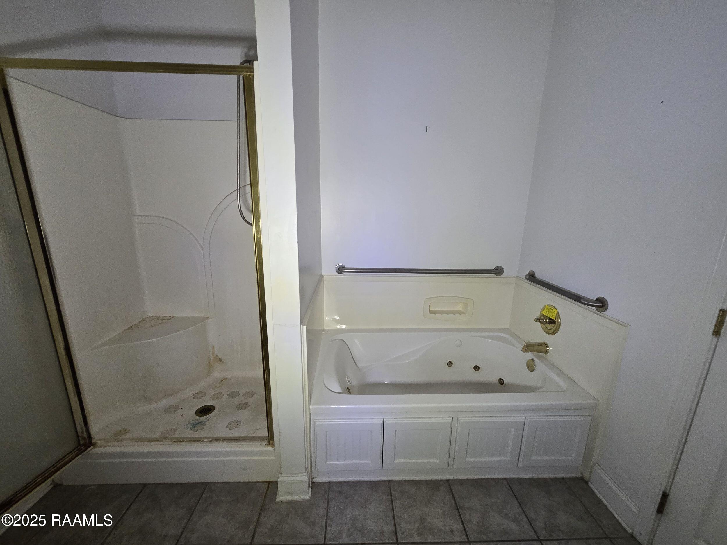 1321 Dulles Drive