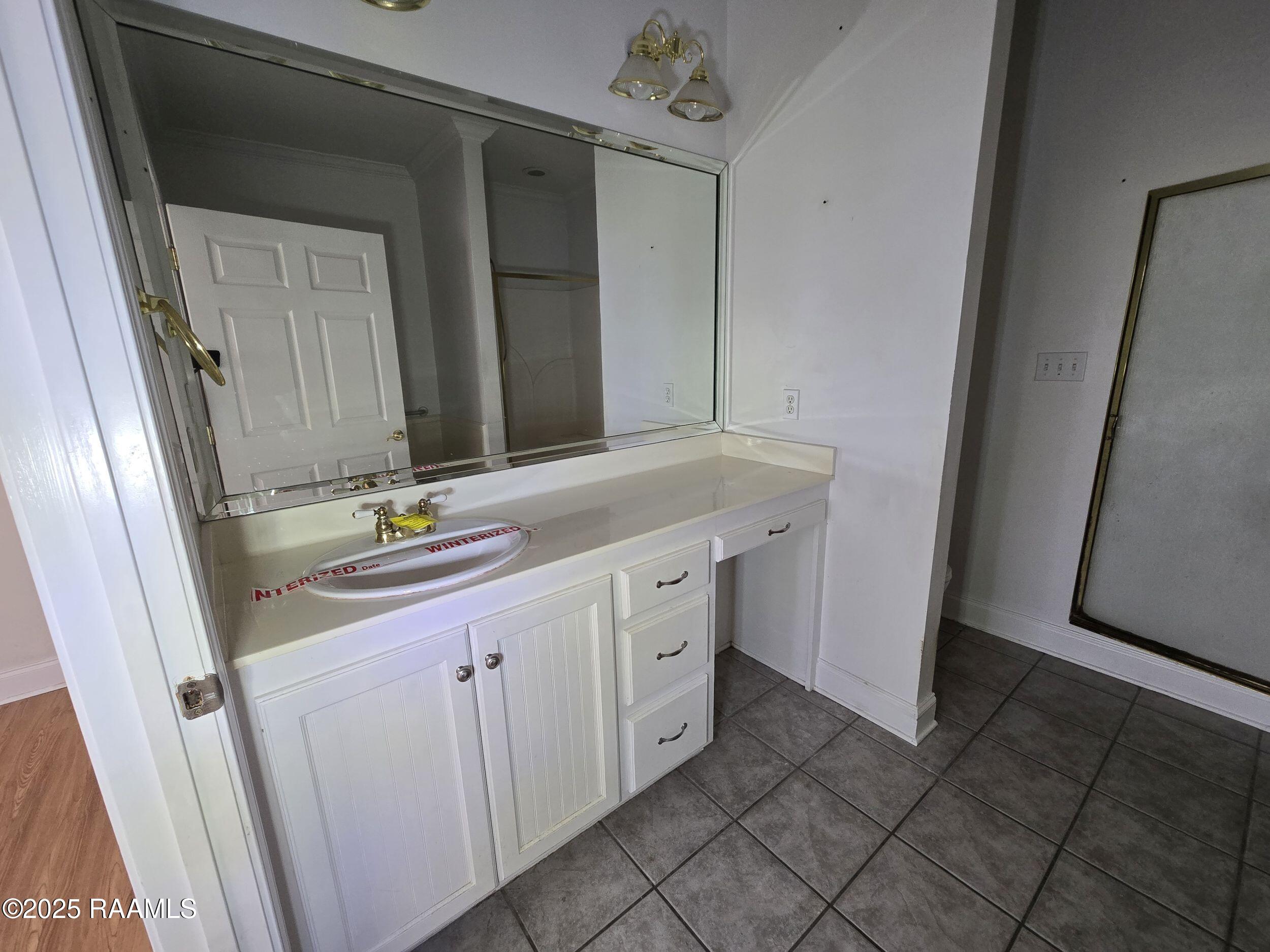 1321 Dulles Drive