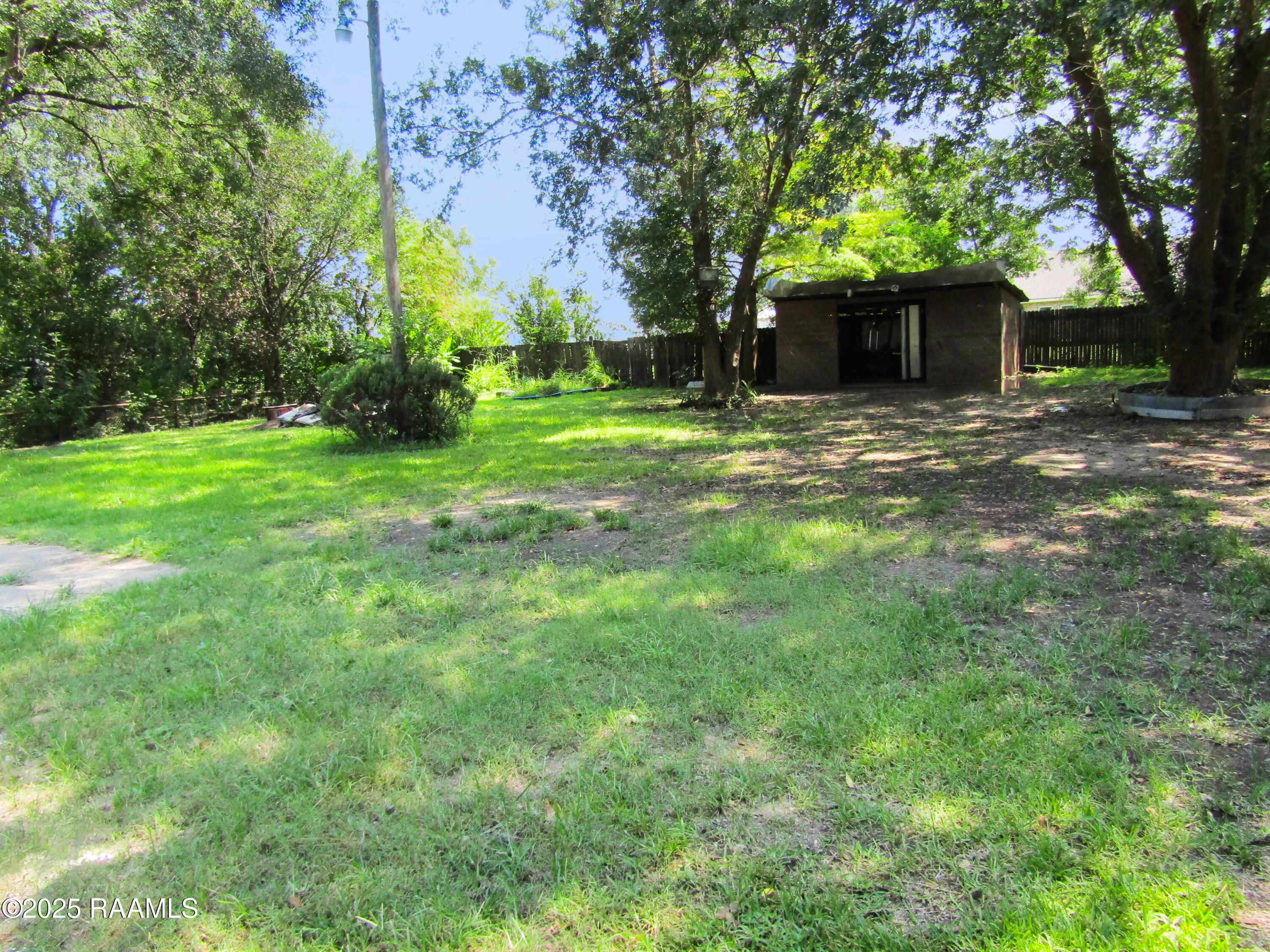 1108 Coteau Road