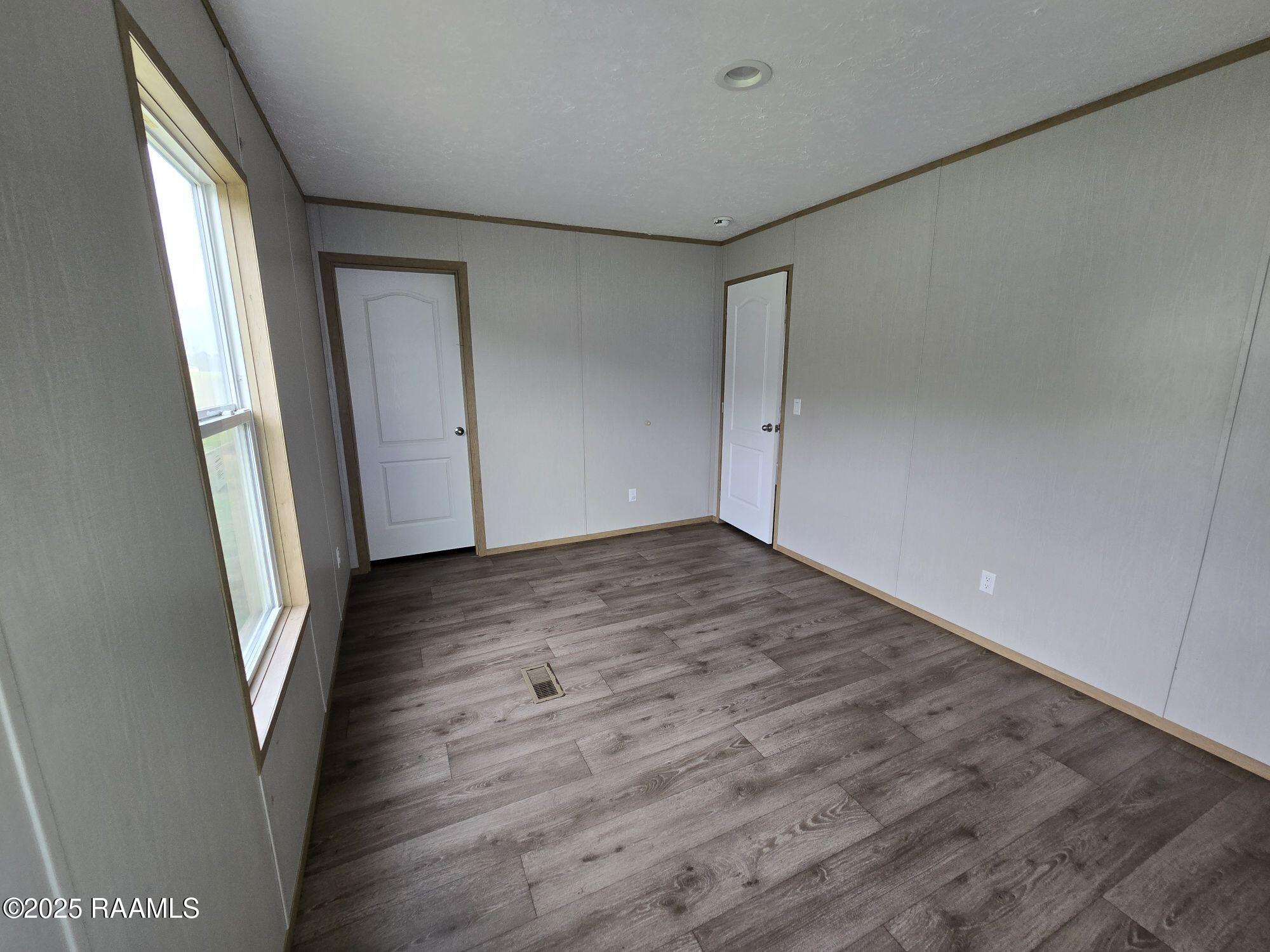 1130-B Nassans Road, St. Martinville
