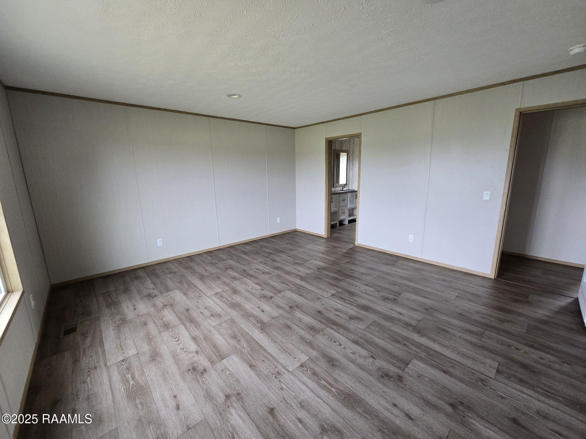 1130-B Nassans Road, St. Martinville