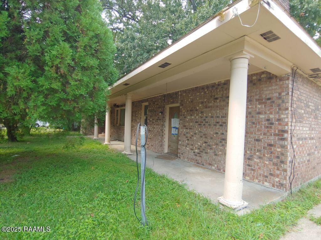 144 Champagne Street