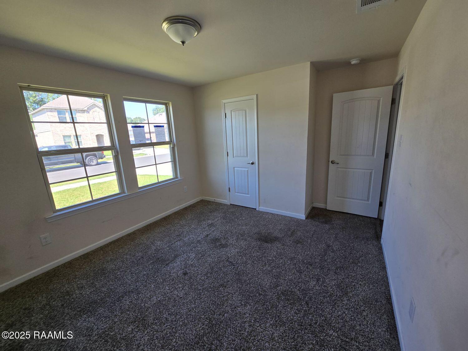 105 Chestnut Oak Drive