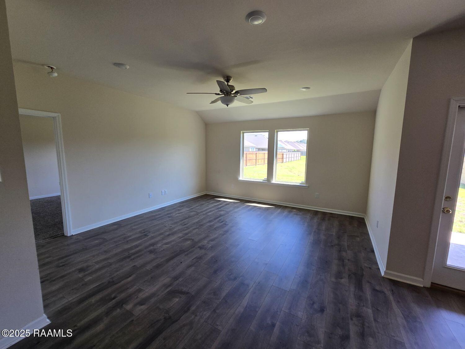 105 Chestnut Oak Drive