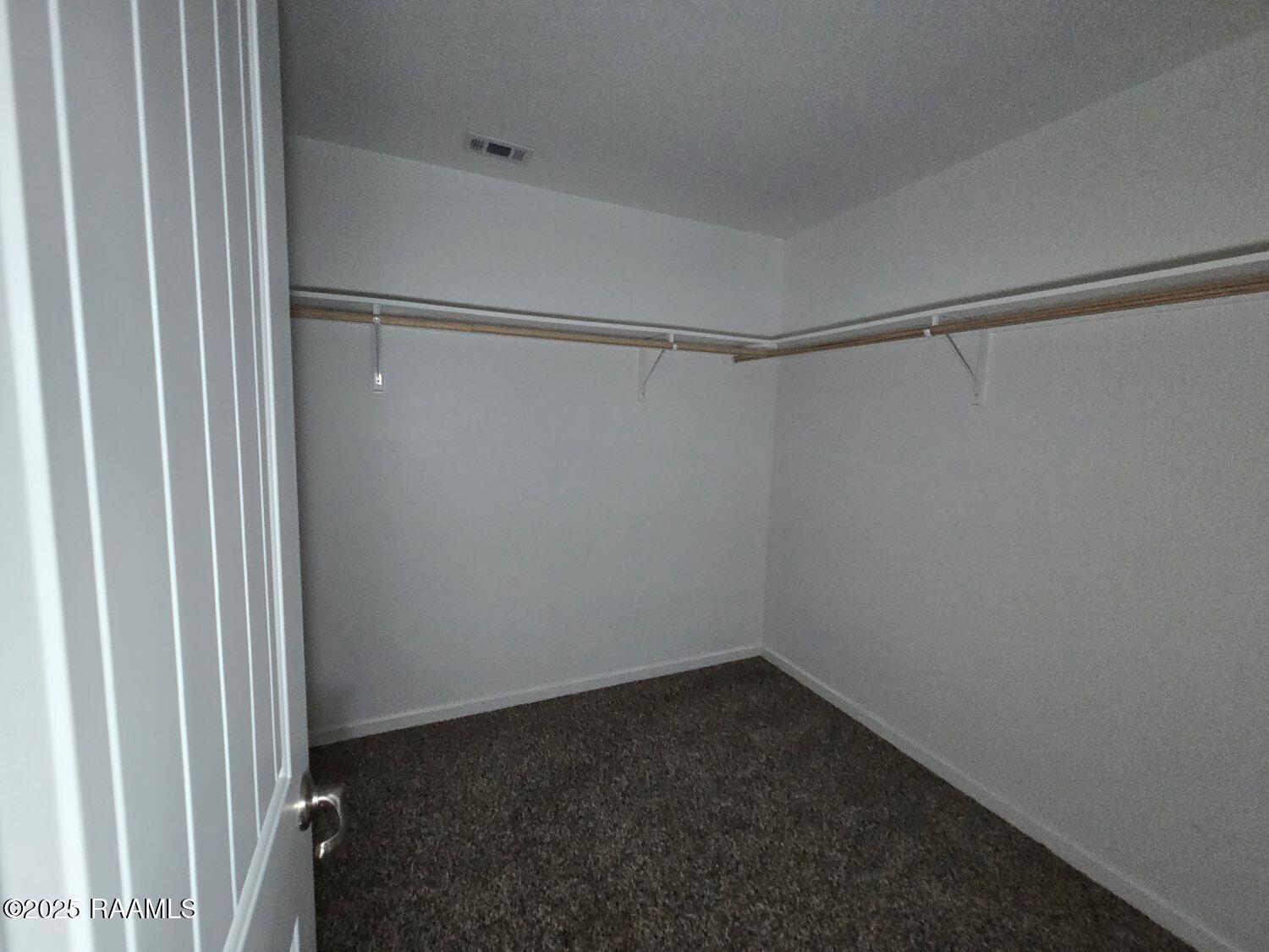 105 Chestnut Oak Drive