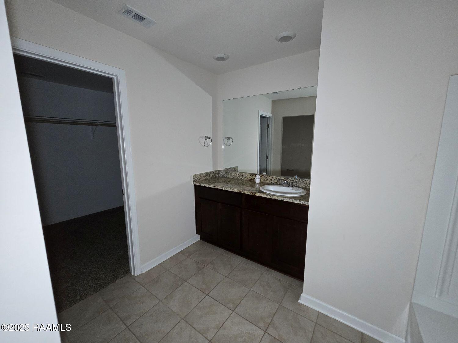 105 Chestnut Oak Drive