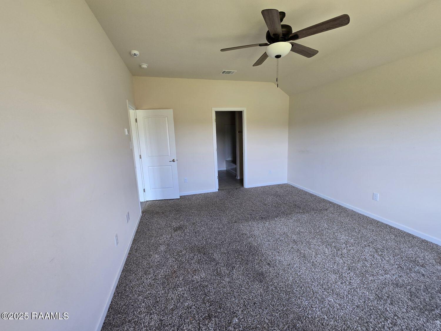 105 Chestnut Oak Drive