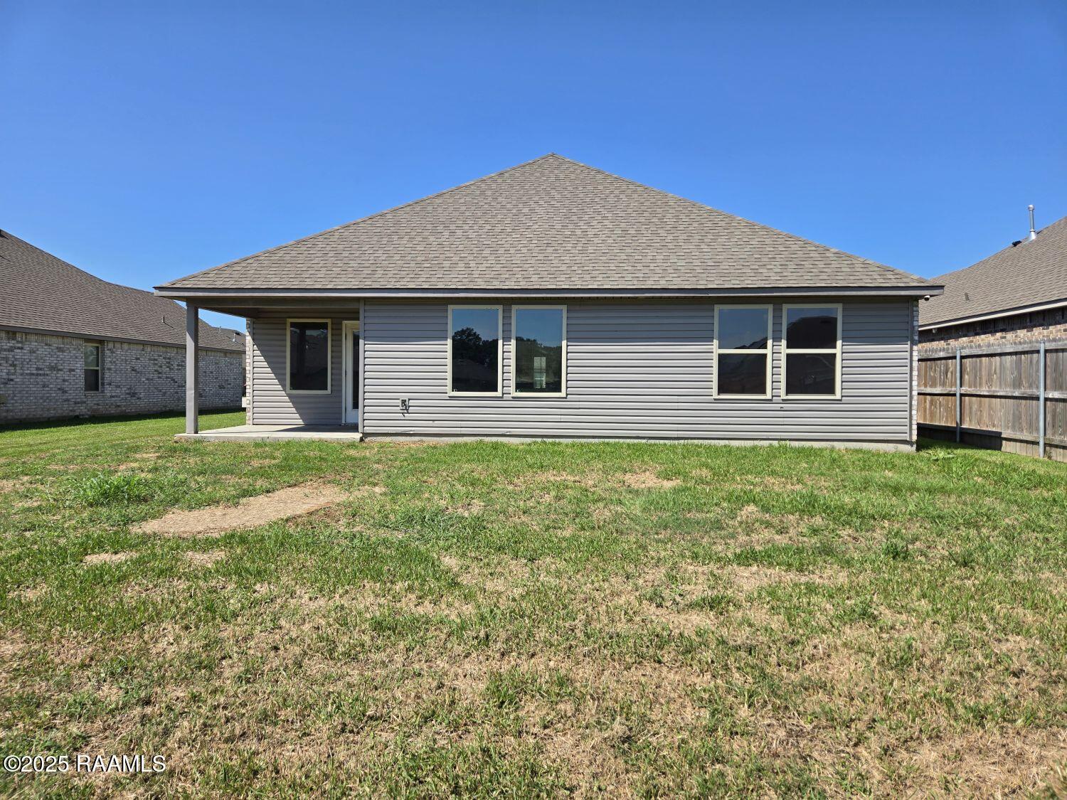 105 Chestnut Oak Drive