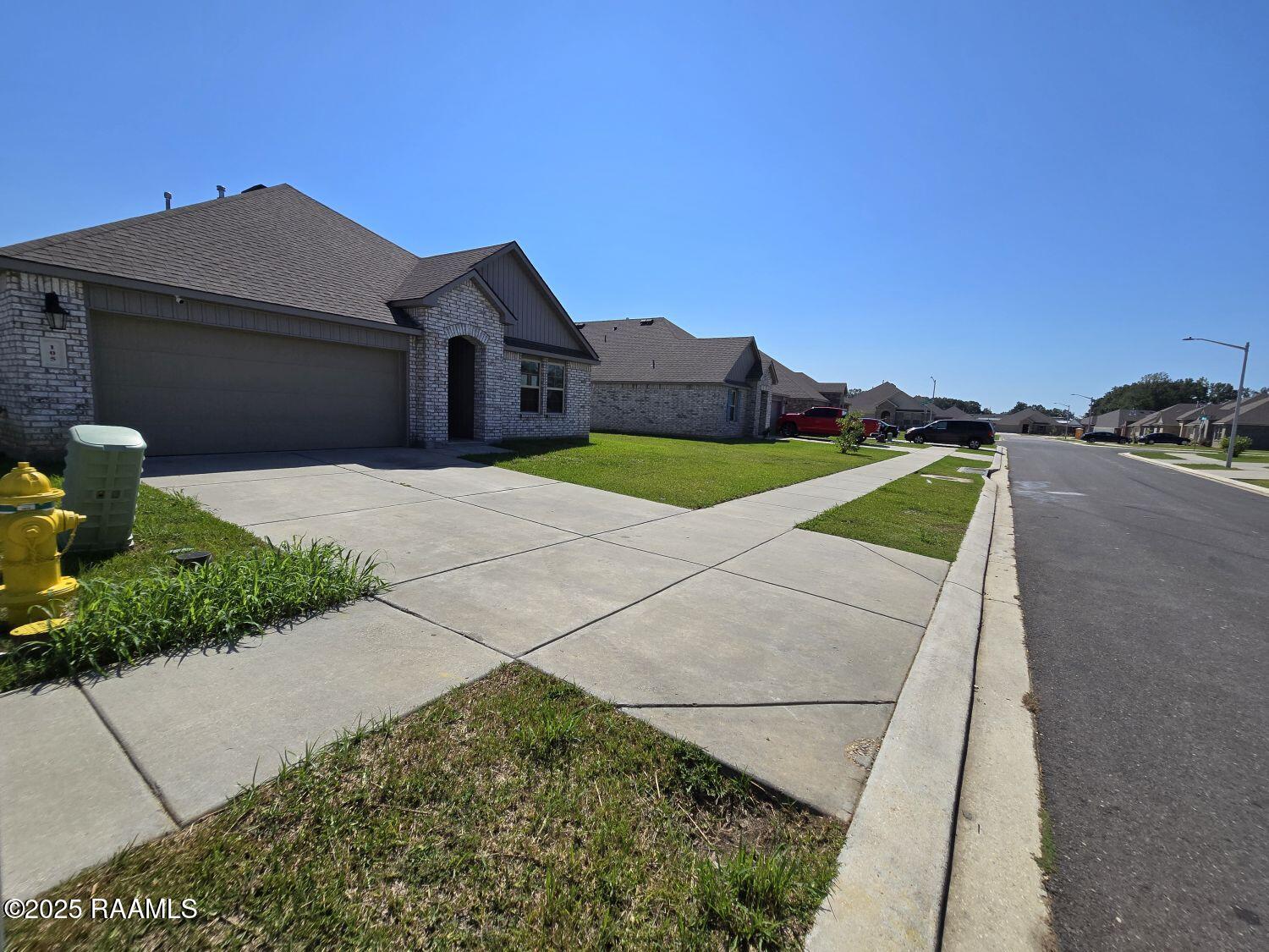 105 Chestnut Oak Drive
