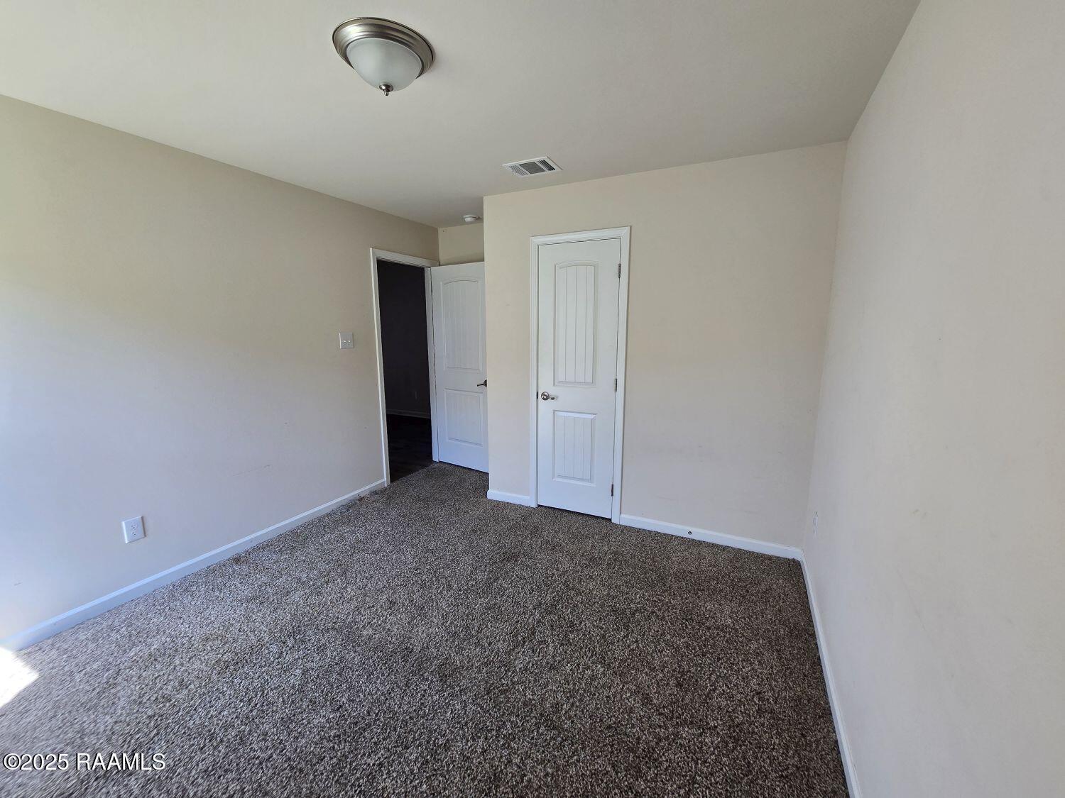 105 Chestnut Oak Drive