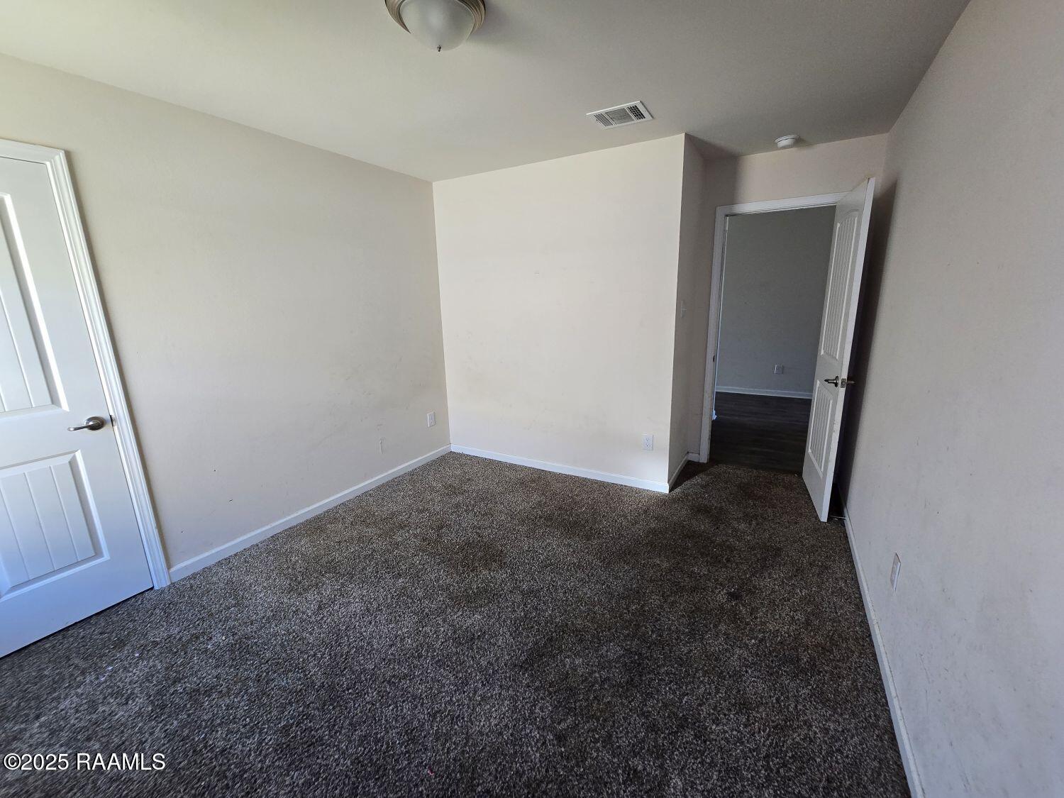 105 Chestnut Oak Drive