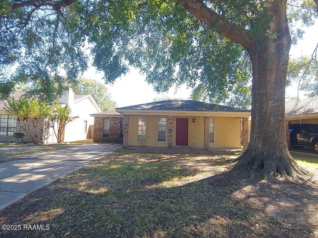 203 Caledonia Drive